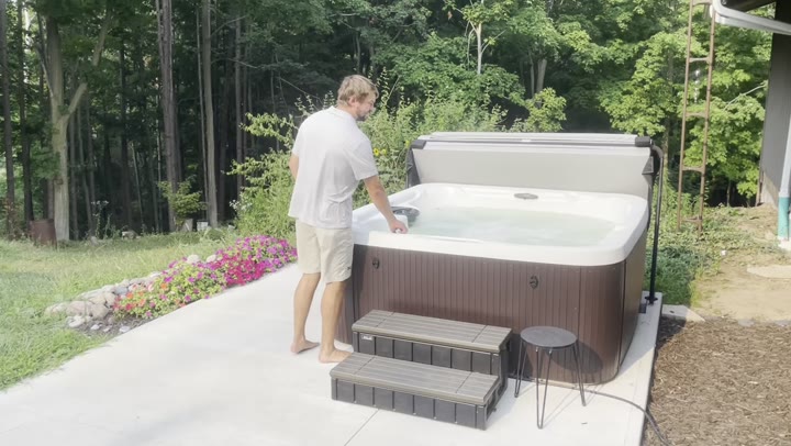 Hot Tub Vacuum (alt)